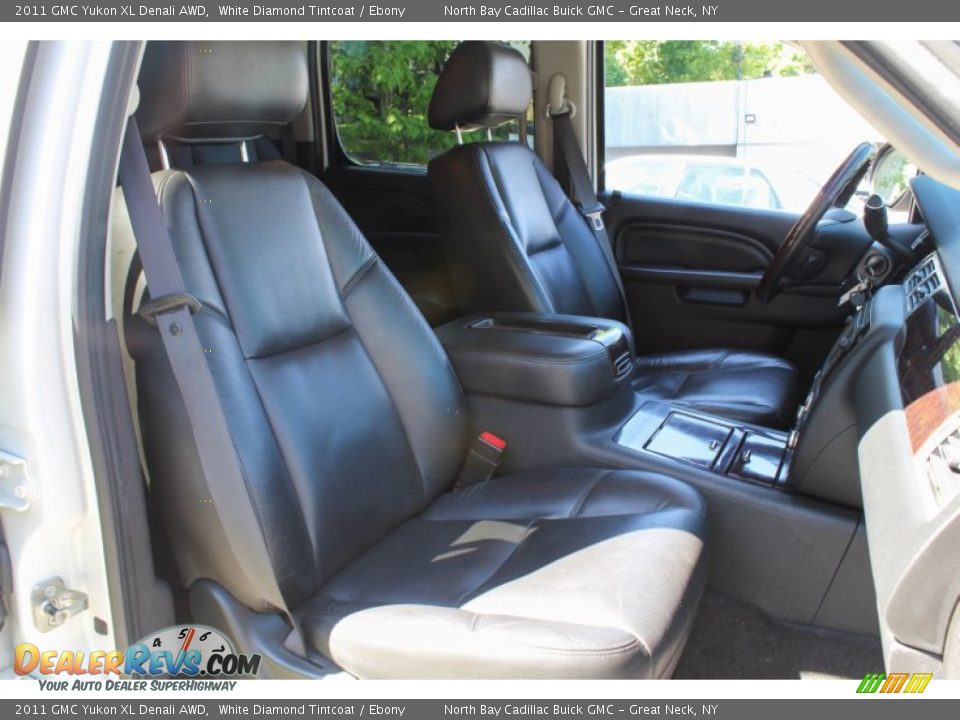 2011 GMC Yukon XL Denali AWD White Diamond Tintcoat / Ebony Photo #10