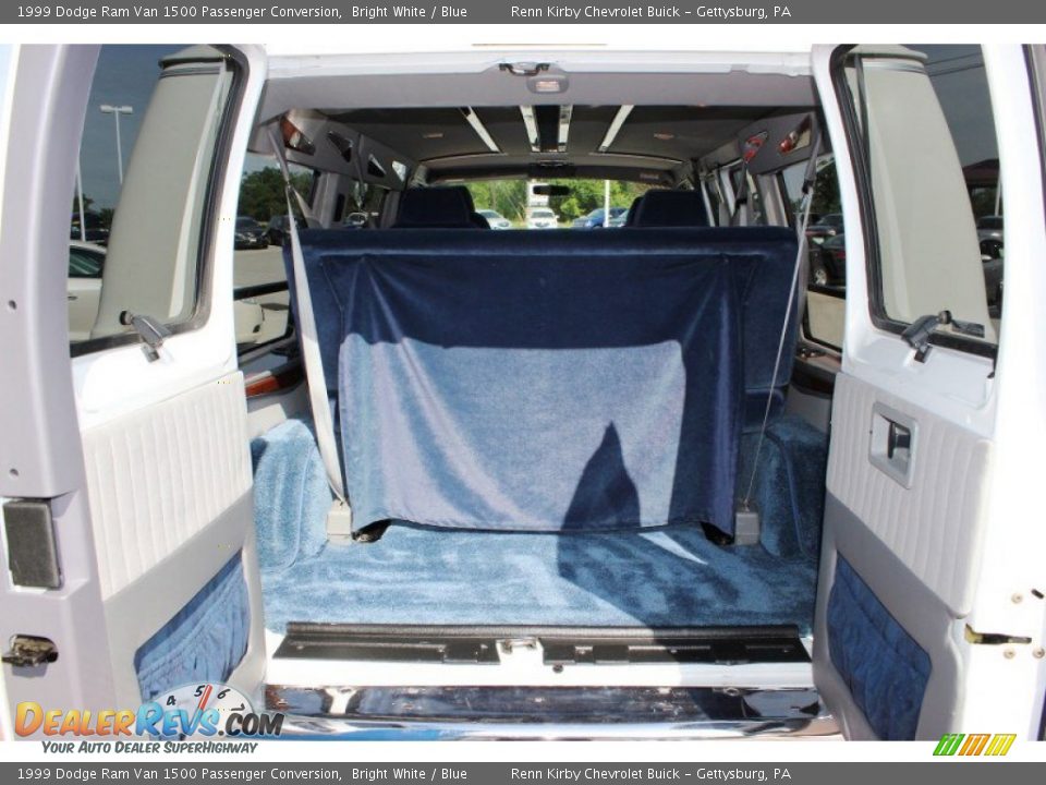1999 Dodge Ram Van 1500 Passenger Conversion Bright White / Blue Photo #22