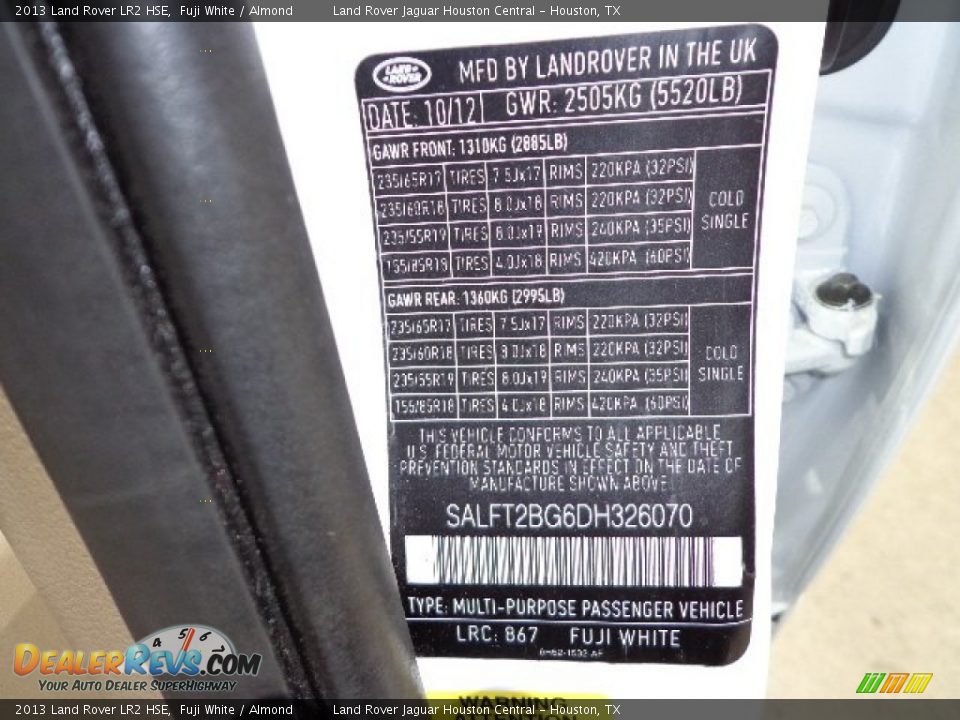 2013 Land Rover LR2 HSE Fuji White / Almond Photo #21