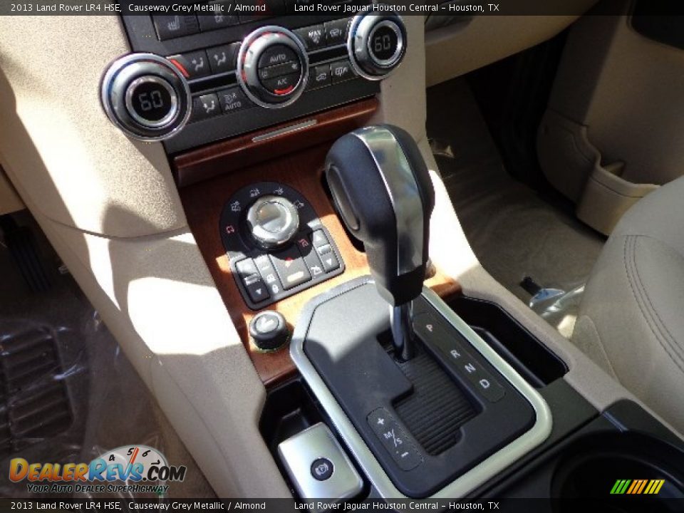 2013 Land Rover LR4 HSE Shifter Photo #19