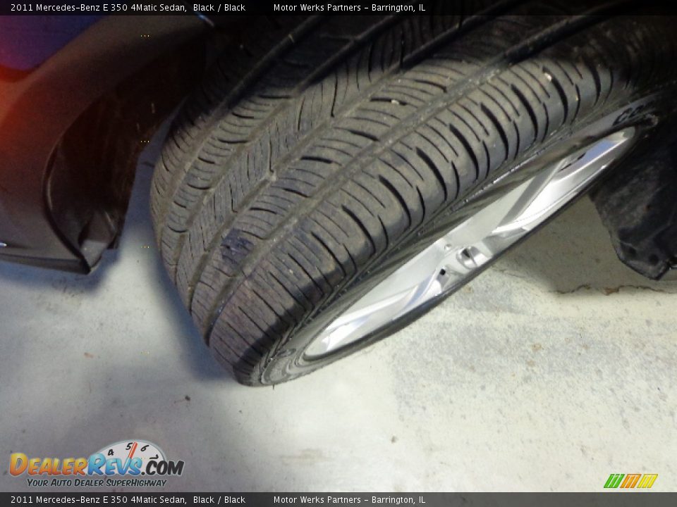 2011 Mercedes-Benz E 350 4Matic Sedan Black / Black Photo #11