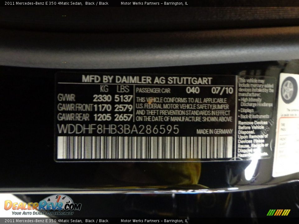 2011 Mercedes-Benz E 350 4Matic Sedan Black / Black Photo #19