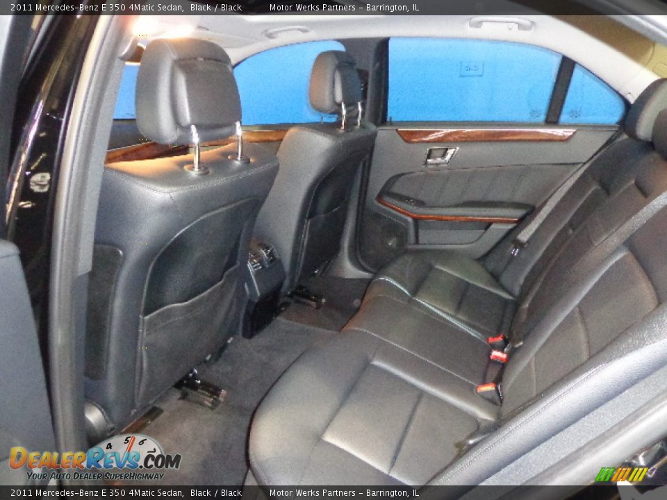 2011 Mercedes-Benz E 350 4Matic Sedan Black / Black Photo #26