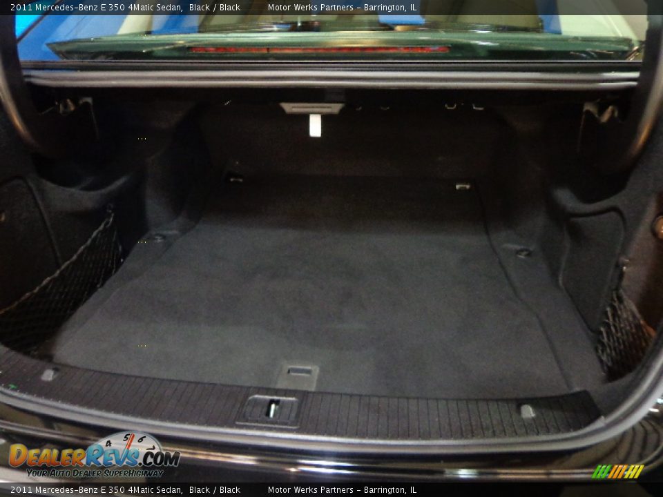 2011 Mercedes-Benz E 350 4Matic Sedan Black / Black Photo #33