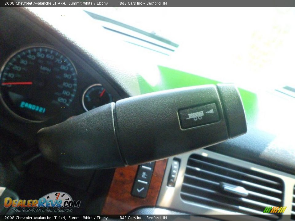 2008 Chevrolet Avalanche LT 4x4 Summit White / Ebony Photo #35