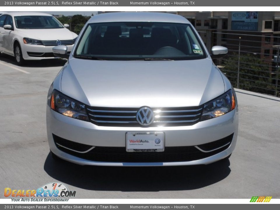 2013 Volkswagen Passat 2.5L S Reflex Silver Metallic / Titan Black Photo #2
