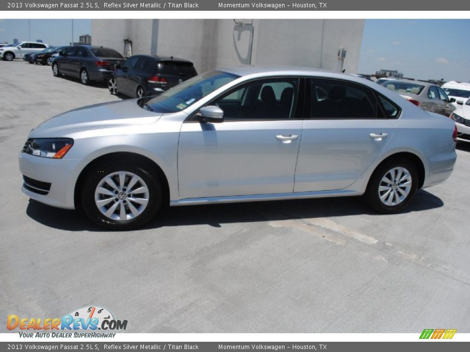 2013 Volkswagen Passat 2.5L S Reflex Silver Metallic / Titan Black Photo #5