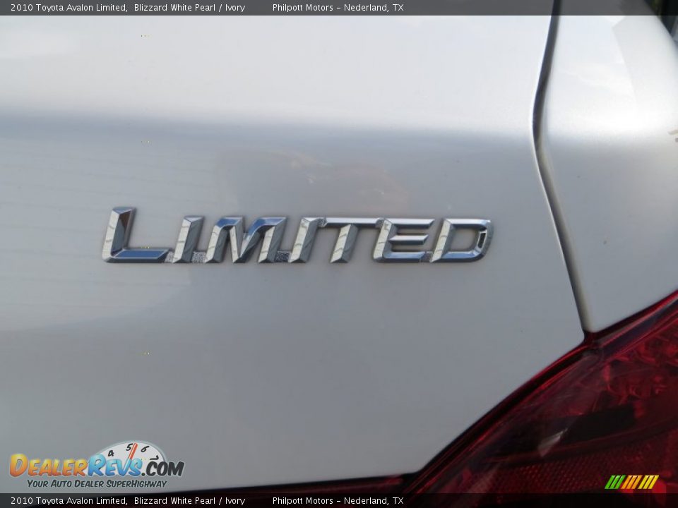 2010 Toyota Avalon Limited Blizzard White Pearl / Ivory Photo #18