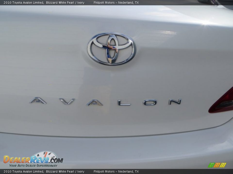 2010 Toyota Avalon Limited Blizzard White Pearl / Ivory Photo #19