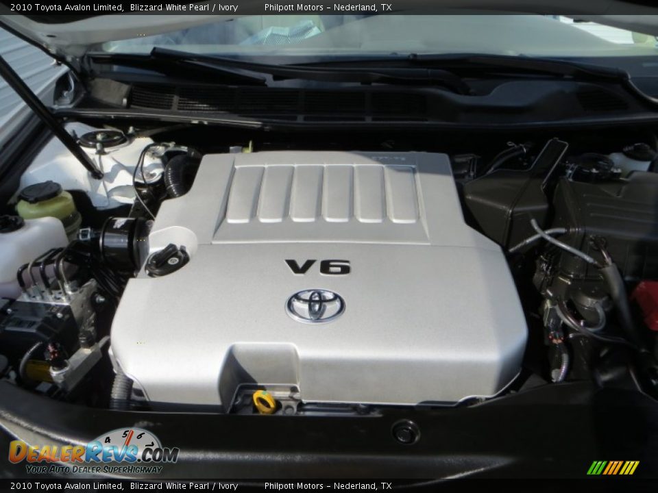 2010 Toyota Avalon Limited Blizzard White Pearl / Ivory Photo #21