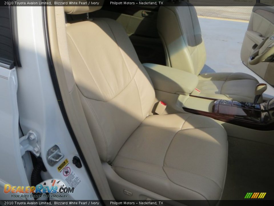 2010 Toyota Avalon Limited Blizzard White Pearl / Ivory Photo #24