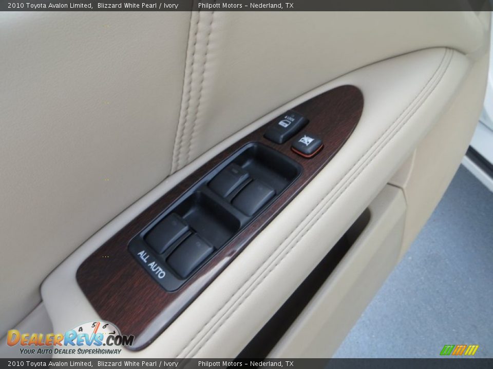 2010 Toyota Avalon Limited Blizzard White Pearl / Ivory Photo #31