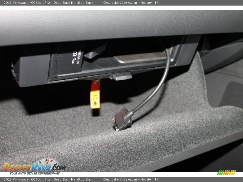 2013 Volkswagen CC Sport Plus Deep Black Metallic / Black Photo #20