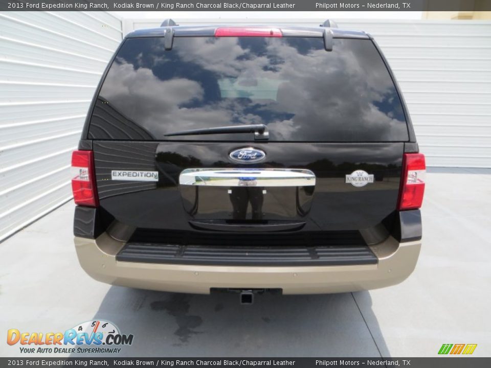 2013 Ford Expedition King Ranch Kodiak Brown / King Ranch Charcoal Black/Chaparral Leather Photo #5