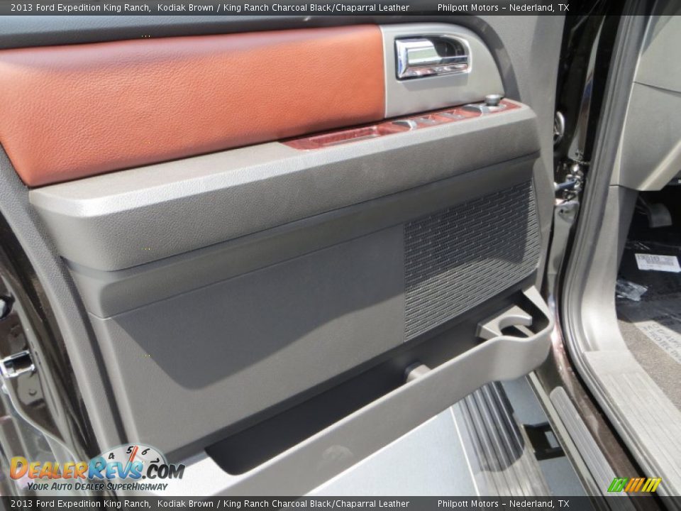 2013 Ford Expedition King Ranch Kodiak Brown / King Ranch Charcoal Black/Chaparral Leather Photo #23