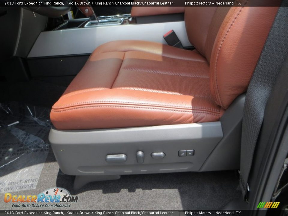 2013 Ford Expedition King Ranch Kodiak Brown / King Ranch Charcoal Black/Chaparral Leather Photo #25