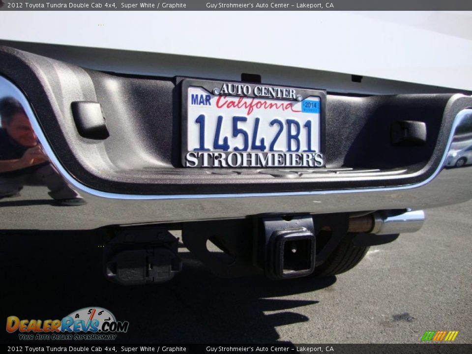 2012 Toyota Tundra Double Cab 4x4 Super White / Graphite Photo #25