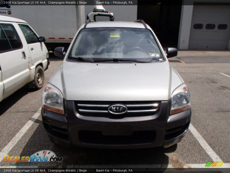 2006 Kia Sportage LX V6 4x4 Champagne Metallic / Beige Photo #2