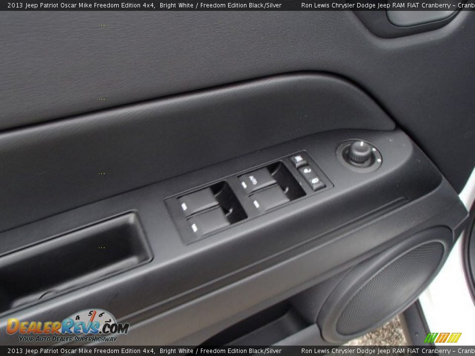 2013 Jeep Patriot Oscar Mike Freedom Edition 4x4 Bright White / Freedom Edition Black/Silver Photo #14