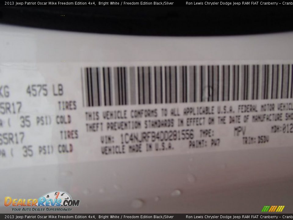 2013 Jeep Patriot Oscar Mike Freedom Edition 4x4 Bright White / Freedom Edition Black/Silver Photo #20