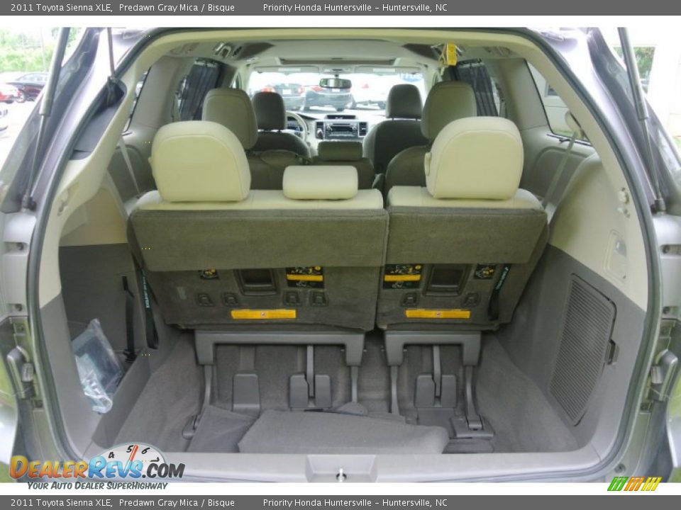 2011 Toyota Sienna XLE Predawn Gray Mica / Bisque Photo #20