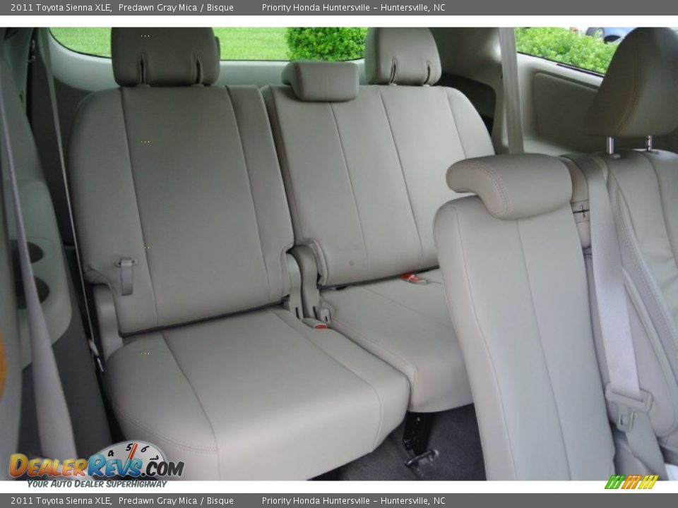 2011 Toyota Sienna XLE Predawn Gray Mica / Bisque Photo #22