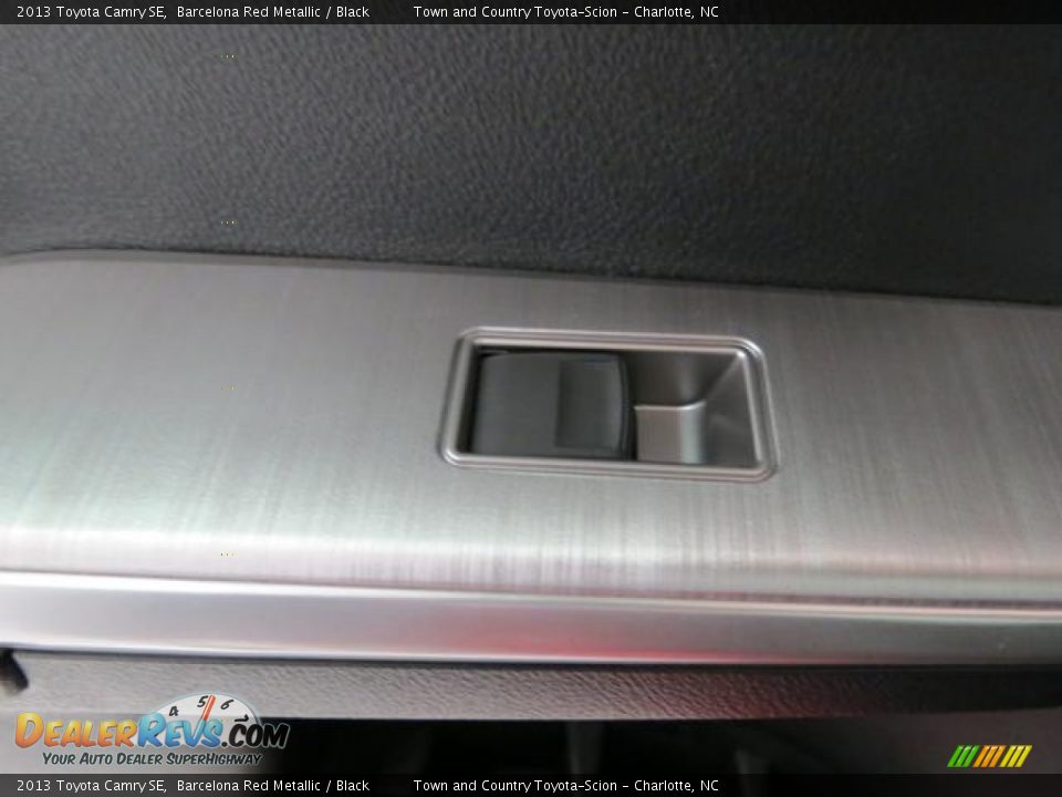 2013 Toyota Camry SE Barcelona Red Metallic / Black Photo #8
