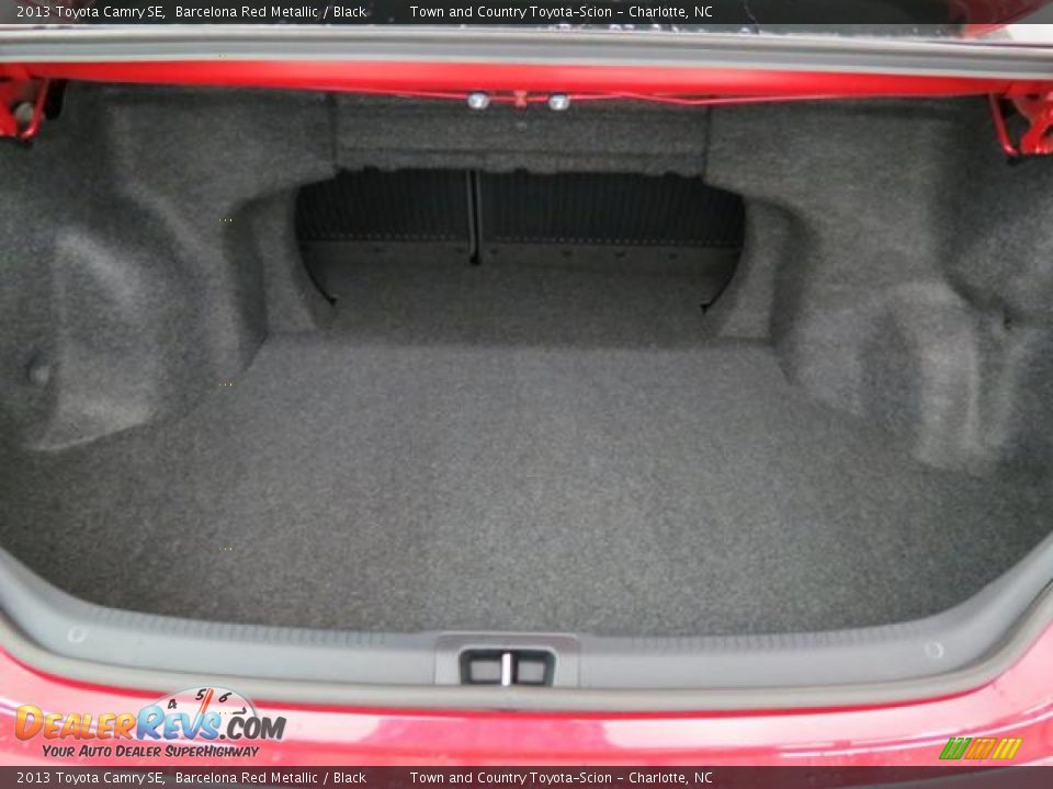 2013 Toyota Camry SE Barcelona Red Metallic / Black Photo #19
