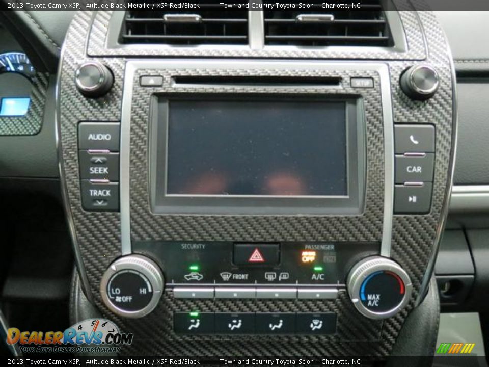 Controls of 2013 Toyota Camry XSP Photo #14