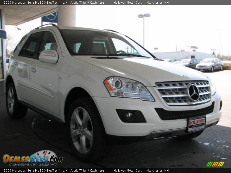 2009 Mercedes-Benz ML 320 BlueTec 4Matic Arctic White / Cashmere Photo #3