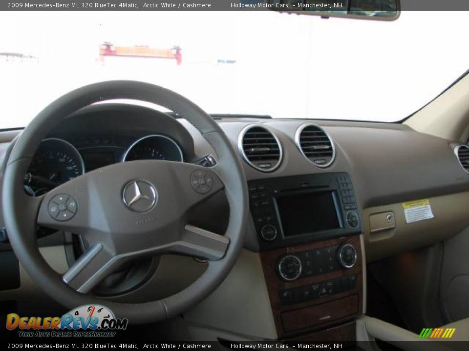 2009 Mercedes-Benz ML 320 BlueTec 4Matic Arctic White / Cashmere Photo #6
