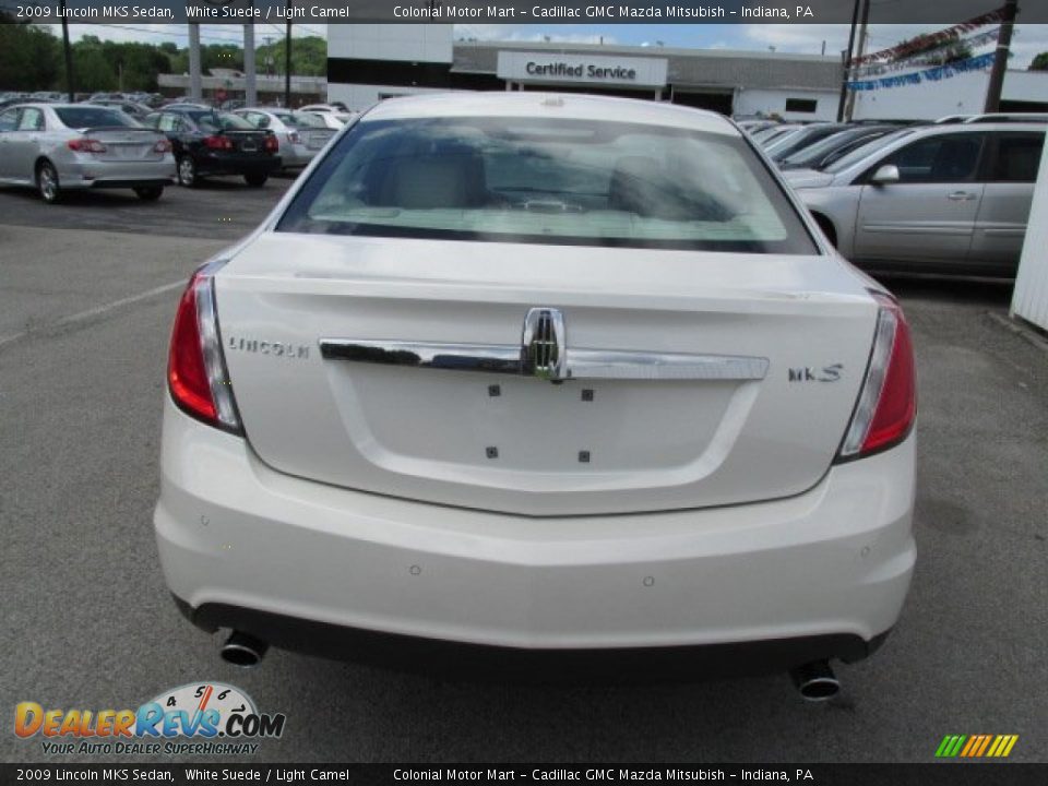 2009 Lincoln MKS Sedan White Suede / Light Camel Photo #7