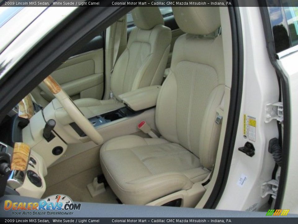 2009 Lincoln MKS Sedan White Suede / Light Camel Photo #10