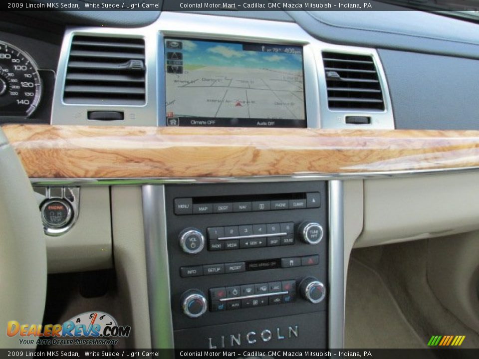 2009 Lincoln MKS Sedan White Suede / Light Camel Photo #12