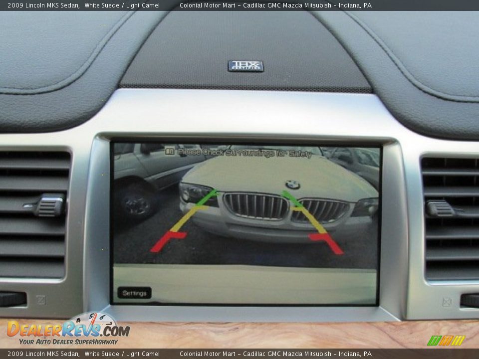 2009 Lincoln MKS Sedan White Suede / Light Camel Photo #13