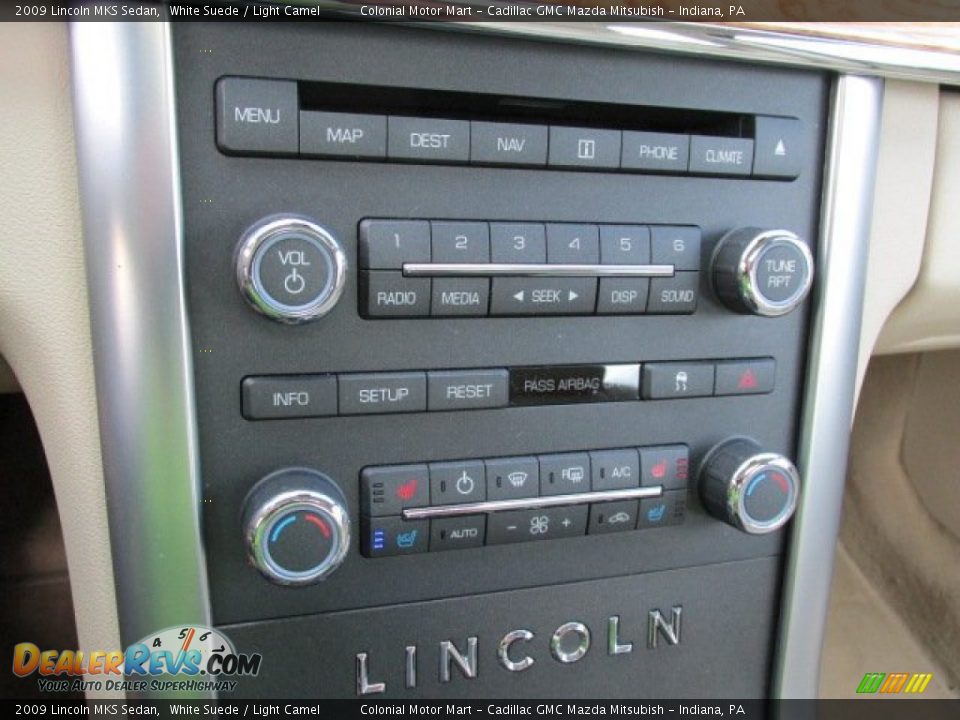 2009 Lincoln MKS Sedan White Suede / Light Camel Photo #14