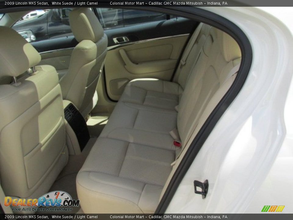 2009 Lincoln MKS Sedan White Suede / Light Camel Photo #17