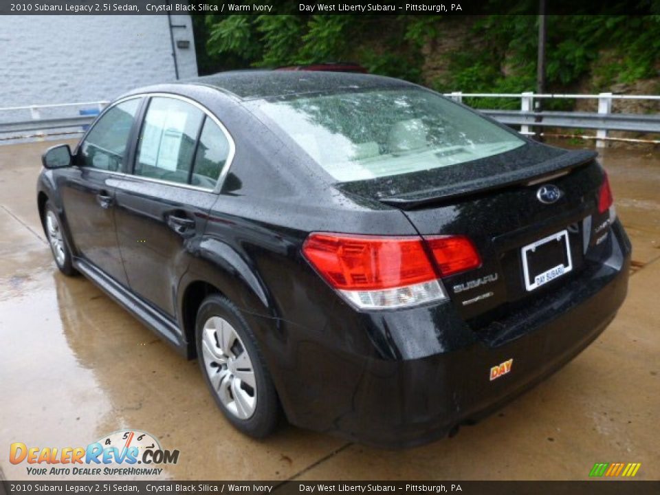 2010 Subaru Legacy 2.5i Sedan Crystal Black Silica / Warm Ivory Photo #2