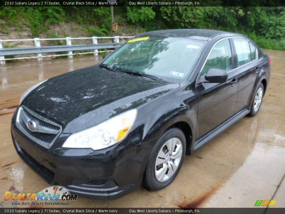 2010 Subaru Legacy 2.5i Sedan Crystal Black Silica / Warm Ivory Photo #8
