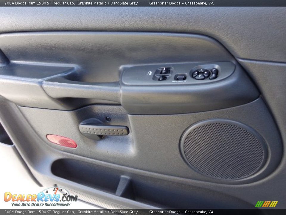 2004 Dodge Ram 1500 ST Regular Cab Graphite Metallic / Dark Slate Gray Photo #16