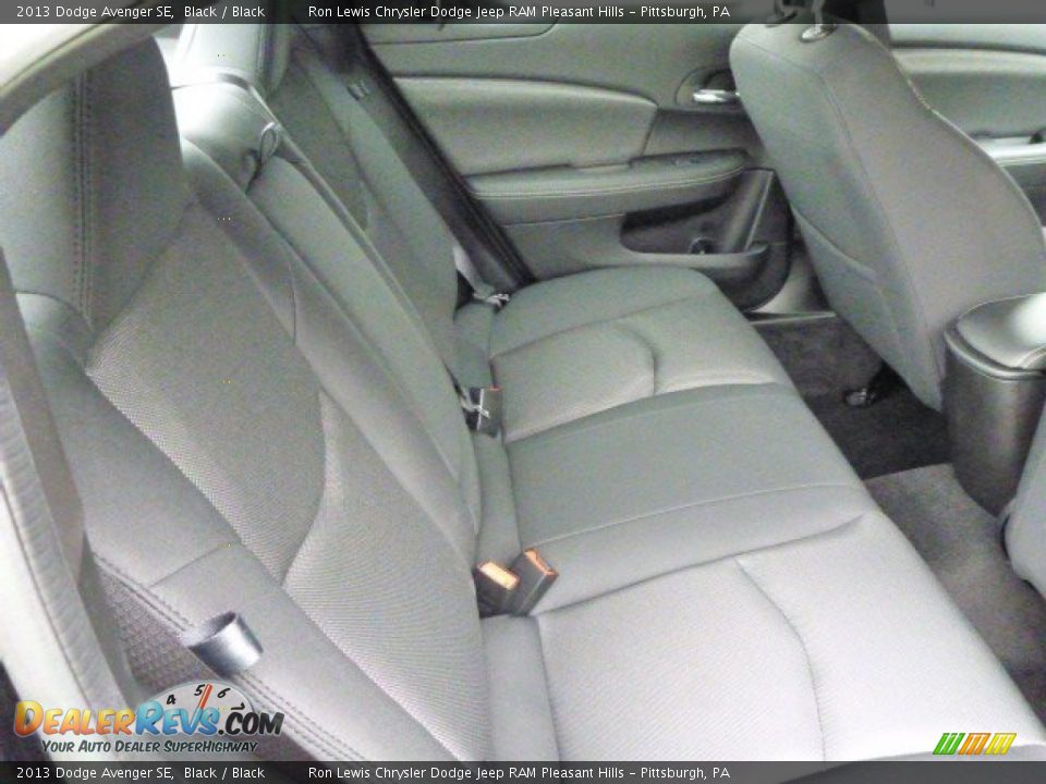 2013 Dodge Avenger SE Black / Black Photo #4