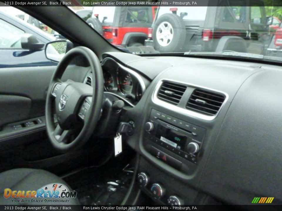 2013 Dodge Avenger SE Black / Black Photo #6