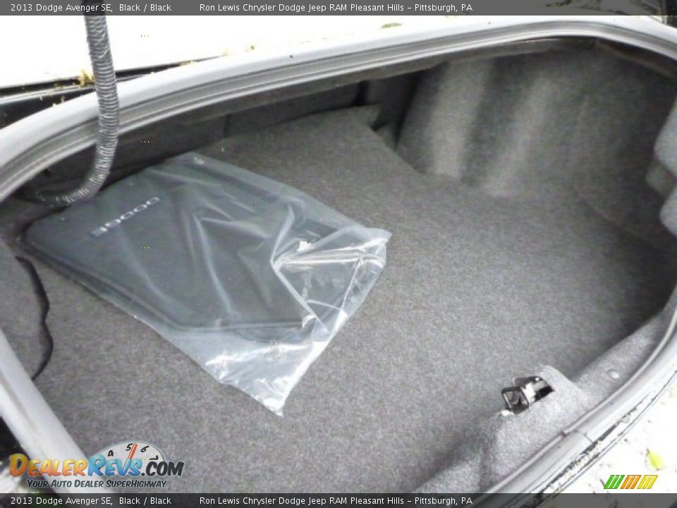 2013 Dodge Avenger SE Black / Black Photo #14