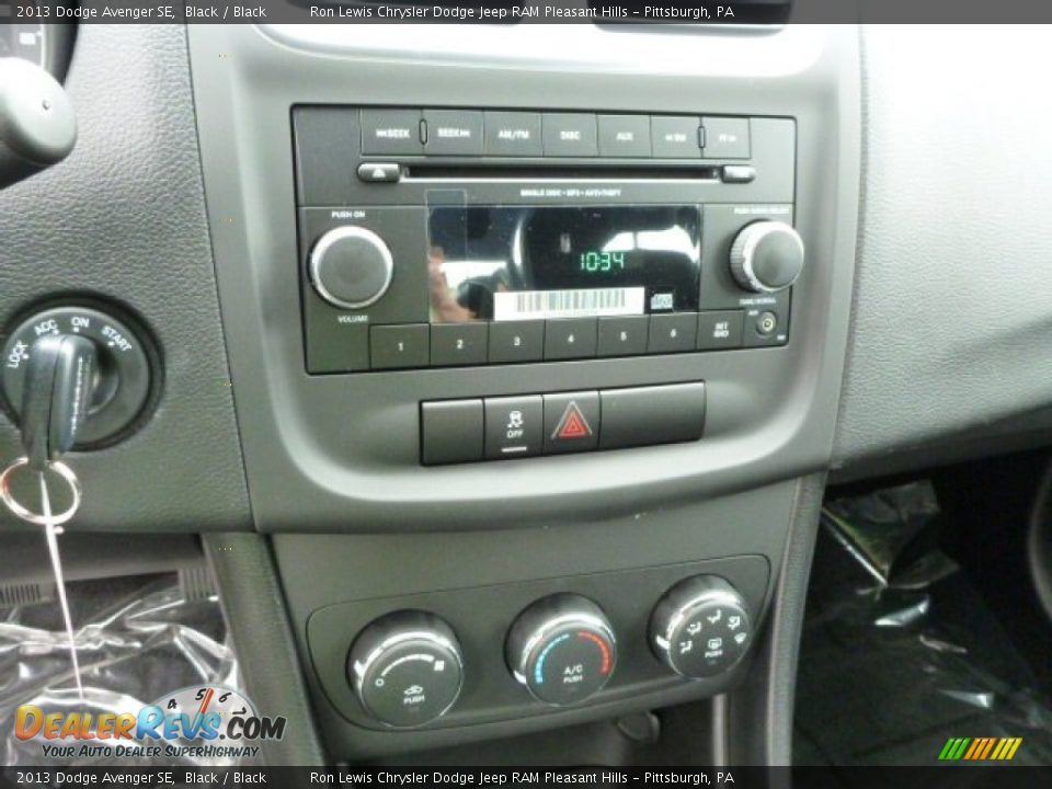 2013 Dodge Avenger SE Black / Black Photo #20