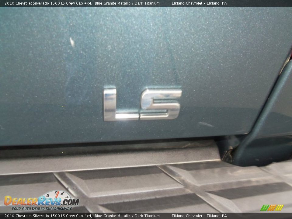 2010 Chevrolet Silverado 1500 LS Crew Cab 4x4 Blue Granite Metallic / Dark Titanium Photo #8
