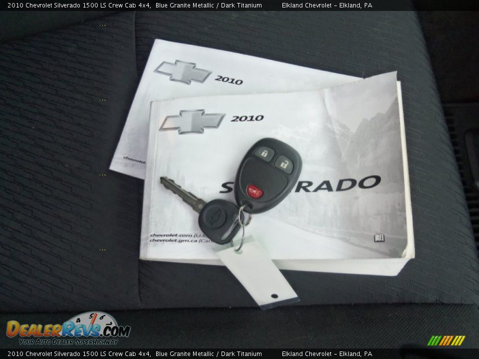2010 Chevrolet Silverado 1500 LS Crew Cab 4x4 Blue Granite Metallic / Dark Titanium Photo #16