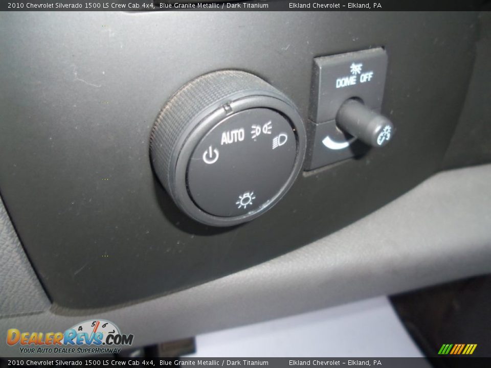2010 Chevrolet Silverado 1500 LS Crew Cab 4x4 Blue Granite Metallic / Dark Titanium Photo #27