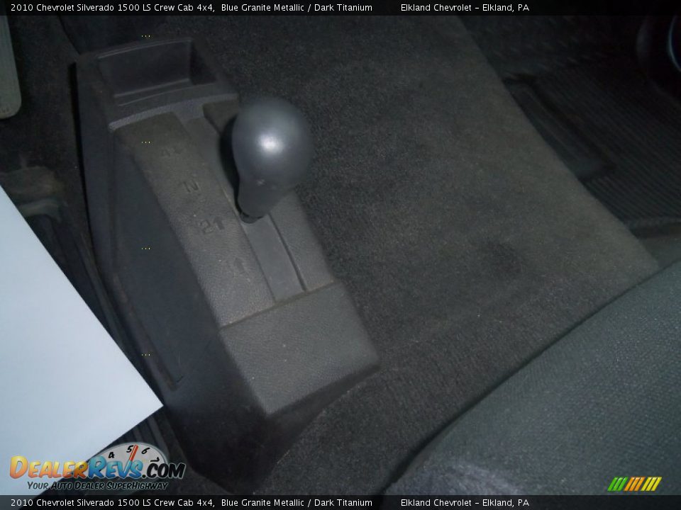 2010 Chevrolet Silverado 1500 LS Crew Cab 4x4 Blue Granite Metallic / Dark Titanium Photo #29