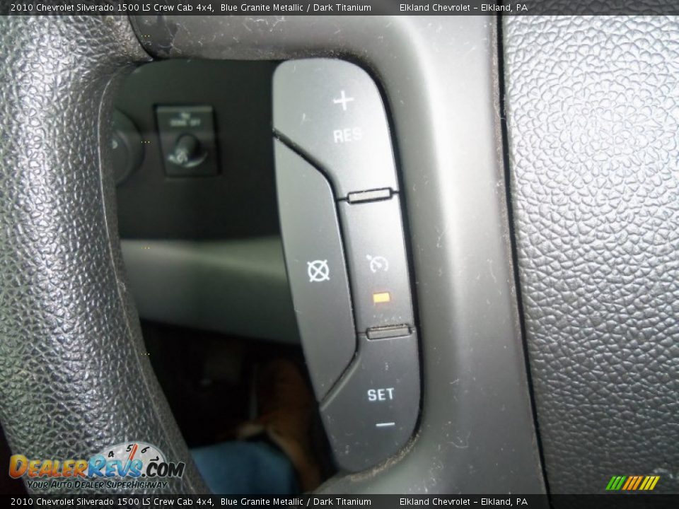 2010 Chevrolet Silverado 1500 LS Crew Cab 4x4 Blue Granite Metallic / Dark Titanium Photo #33