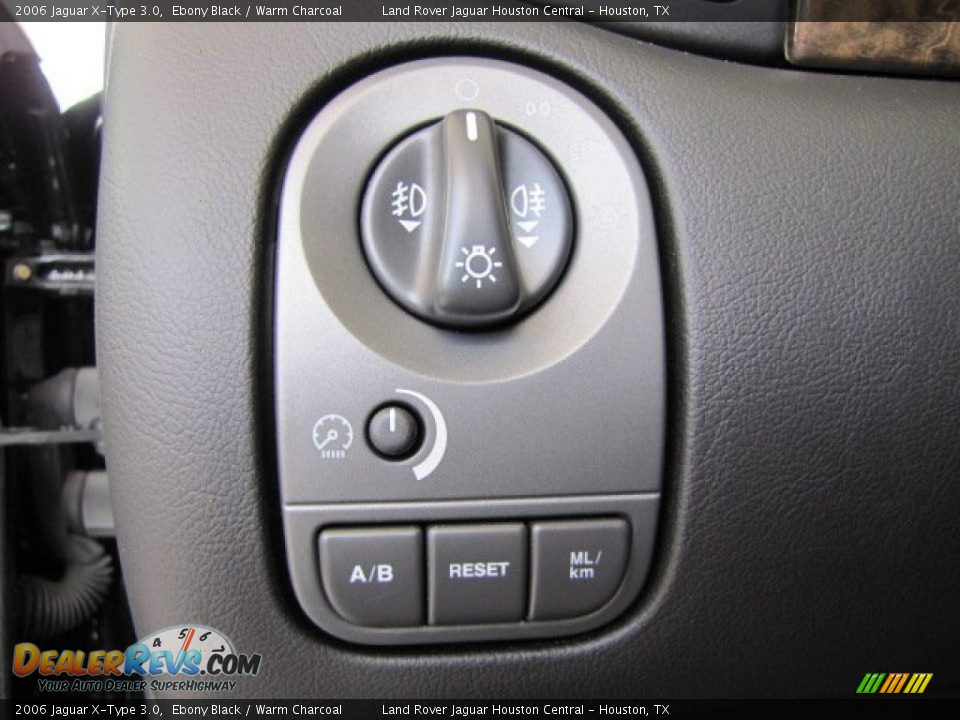 2006 Jaguar X-Type 3.0 Ebony Black / Warm Charcoal Photo #33